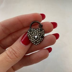 🟢Betsey Johnson Charm